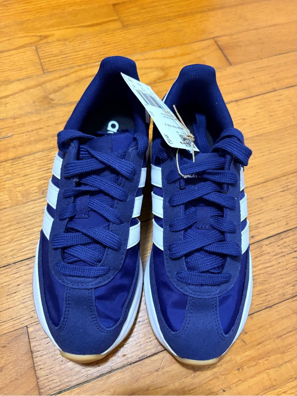 NWT Adidas Run 70s 2.0 J Youth Sneakers Navy White Gum Sole Size 4 New With Tags